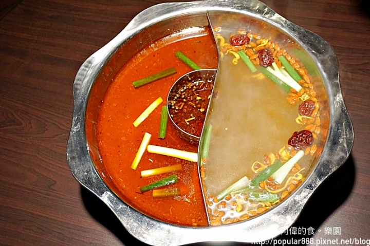 【行天宮站】新開幕,溫潤特製麻辣湯底,超讚肉品食材,特調沾醬,堪稱是台北最美味火鍋!
