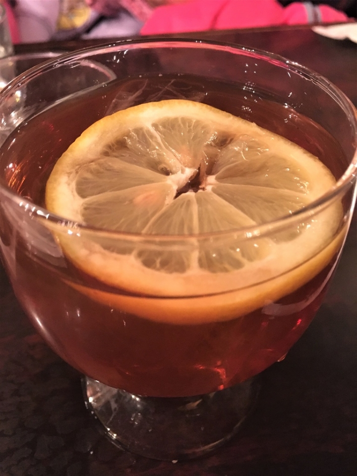 ＜日本＞2017全家人的日本行DAY1~淺草行、女兒吐了