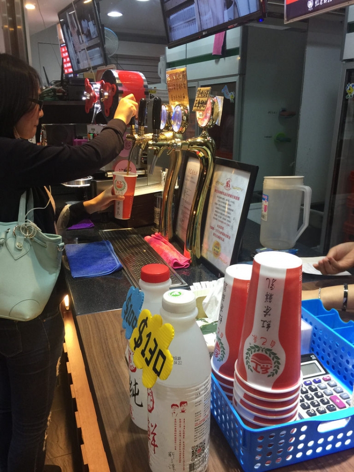 【食記】板橋新埔站。自己來紅茶鮮乳 by嚕米