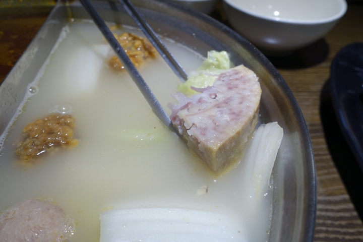 【食記】板橋捷運亞東醫院站。有乾人鴛鴦麻辣火鍋