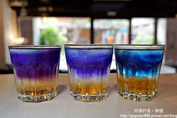 【新北市新莊】烤吐司客製化的餐盤字好驚喜,四色鮭魚飯美味好拍,連飲料都漂亮極了!