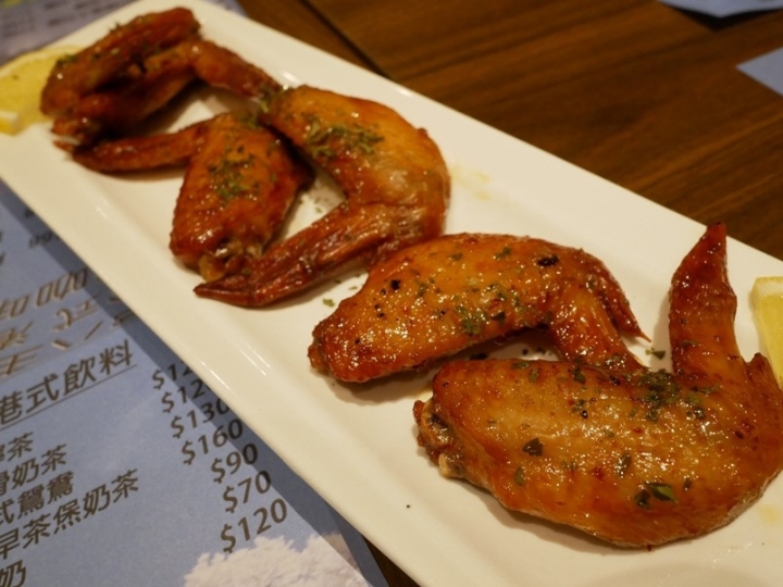 【徠一咖啡】什麼是道地的港式?信義安和站的港式茶餐廳