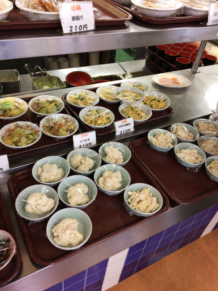 【美食。食記】東京 青海 青海名物 在地司機最愛 咖哩豬排飯 烏龍麵 青海食堂 推薦