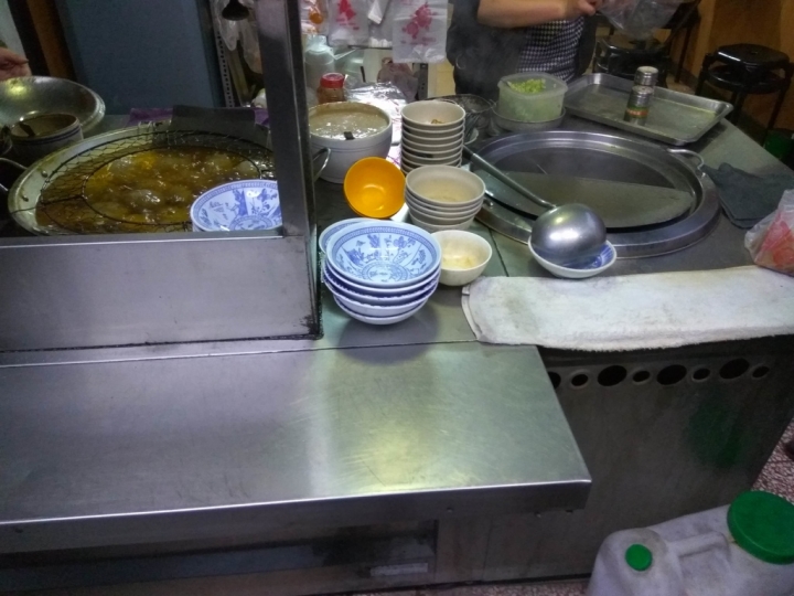 [肉圓]彰化市過溝仔老字號"肉圓王"再訪食記~ 肉絲肉塊兼有~丸子湯只要10元啦!~
