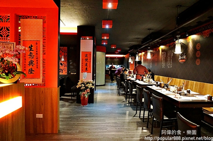【行天宮站】新開幕,溫潤特製麻辣湯底,超讚肉品食材,特調沾醬,堪稱是台北最美味火鍋!