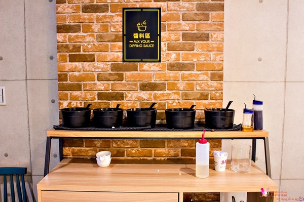 高雄鼓山︱嘴上功夫火鍋世界十大美食之一的〝叻沙〞，不用出國就吃得到！！