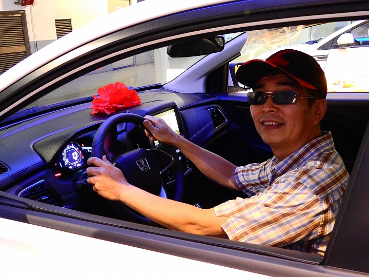 Luxgen S3上市週年慶，相約洗車趴！