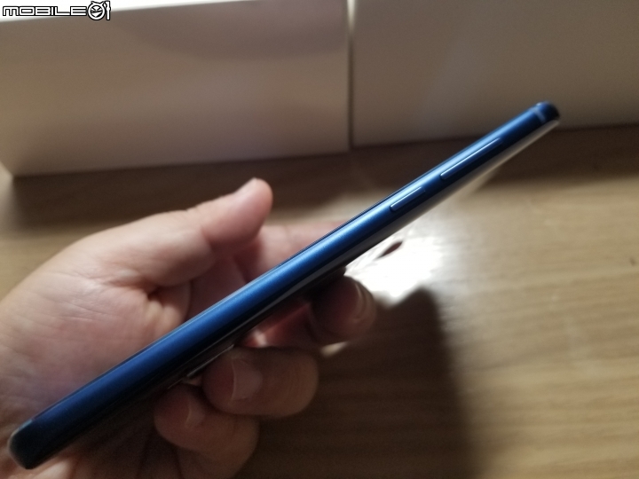 [開箱]榮耀9 尊享版 (6GB RAM + 128GB ROM) 媚海藍 簡單分享