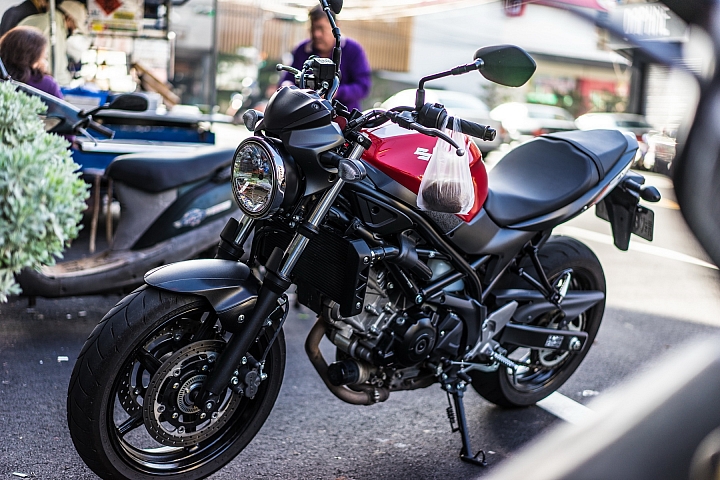 SV650三個月的試駕心得，好無聊卻會讓人一直想騎的車