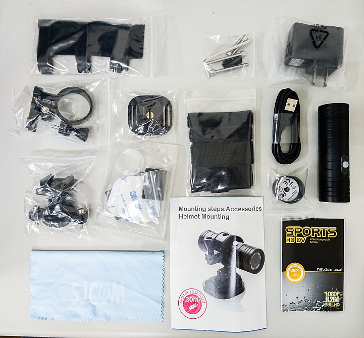 [開箱]豪大雨困在光華 SJCAM SJ2000 賺到... 買一送一