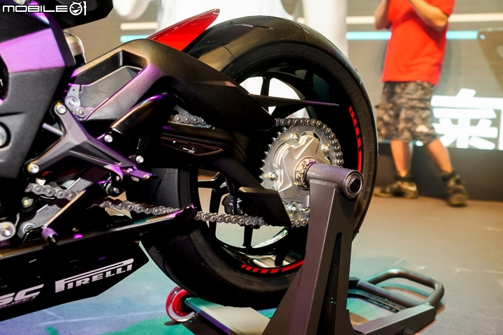 [採訪]現役國際賽車手登台 2017 MV Agusta REPARTO CORSA 四車系賽道發表！
