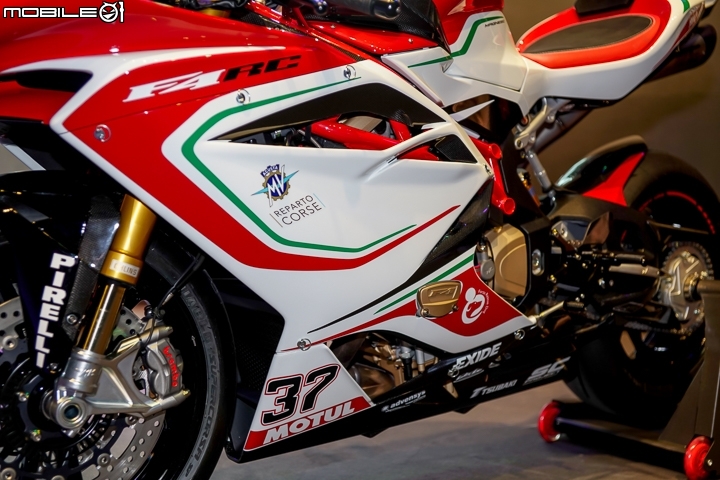 [採訪]現役國際賽車手登台 2017 MV Agusta REPARTO CORSA 四車系賽道發表！