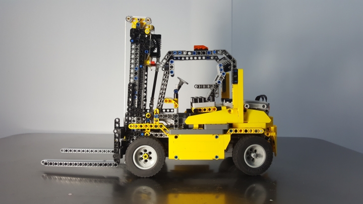 lego 堆高機