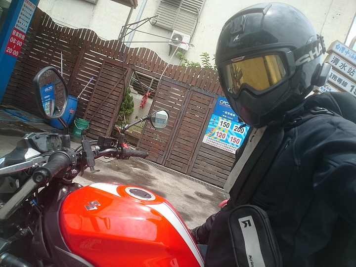 SV650三個月的試駕心得，好無聊卻會讓人一直想騎的車