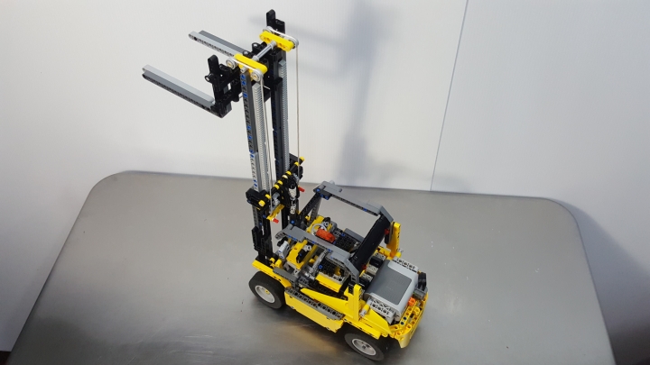 lego 堆高機