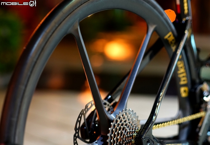 CIPOLLINI NK1K 碟煞版完工！全新黑金配色！