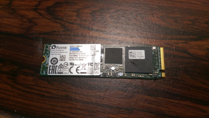 M8SE-GN 256GB 頭箱分享