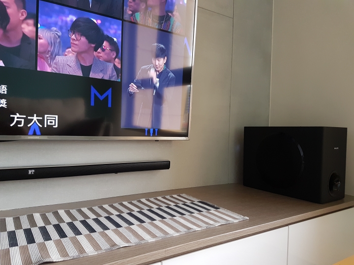 三星2017新機UA55MU6400WXZW 4K UHD電視-很不專業開箱 搭配PHILIPS Soundbar HTL7140B