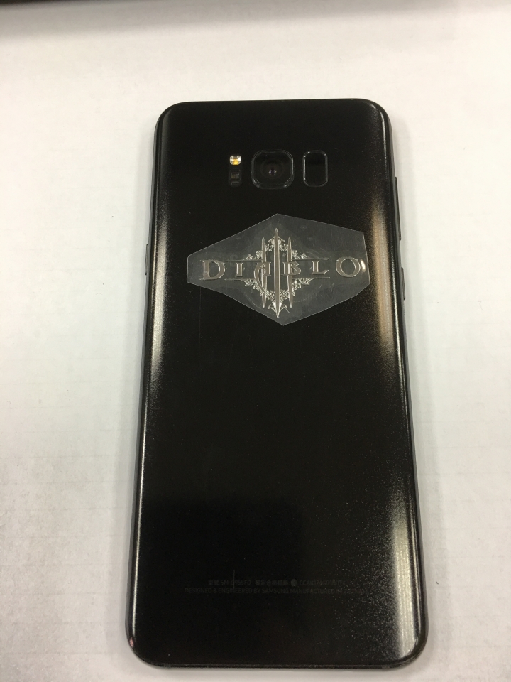 S8+ 弄了一些金屬貼紙 大家幫忙看下 哪個好看 可以搭漫威主題