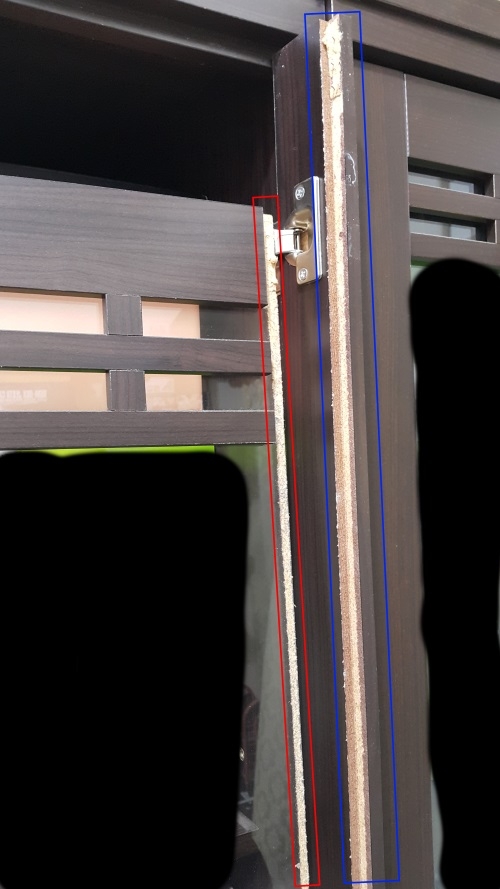 書櫃的門片解體了，請問這樣還有救嗎？