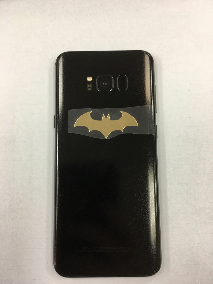 S8+ 弄了一些金屬貼紙 大家幫忙看下 哪個好看 可以搭漫威主題