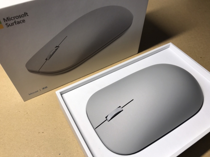 NEW Surface PRO 到手啦！！！開箱已補！！！已購入擴充基座~~~