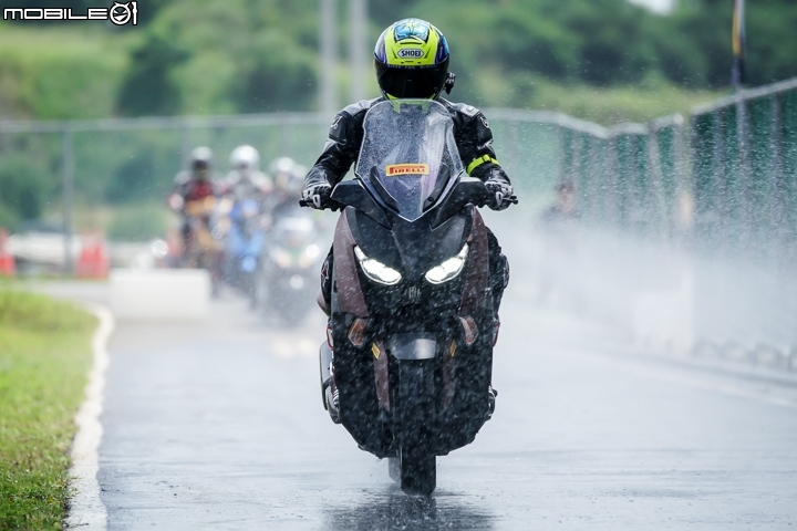 魔鬼天使的抉擇 PIRELLI SCOOTER 系列賽道試駕