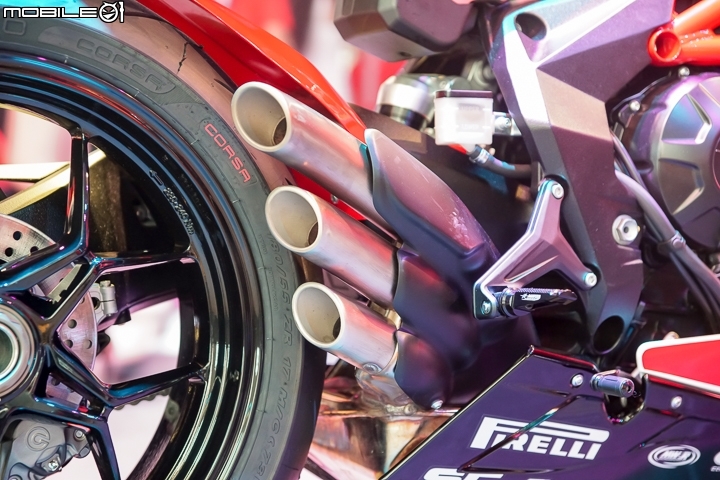 [採訪]現役國際賽車手登台 2017 MV Agusta REPARTO CORSA 四車系賽道發表！