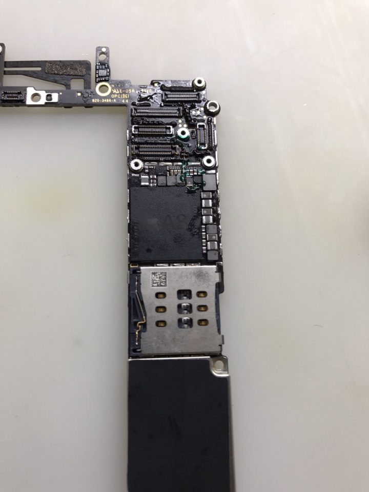 iphone 6 泡水手機 可開機沒畫面