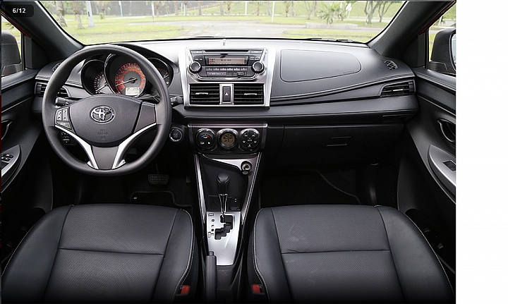 Vios  VS Yaris 中控台造型好像