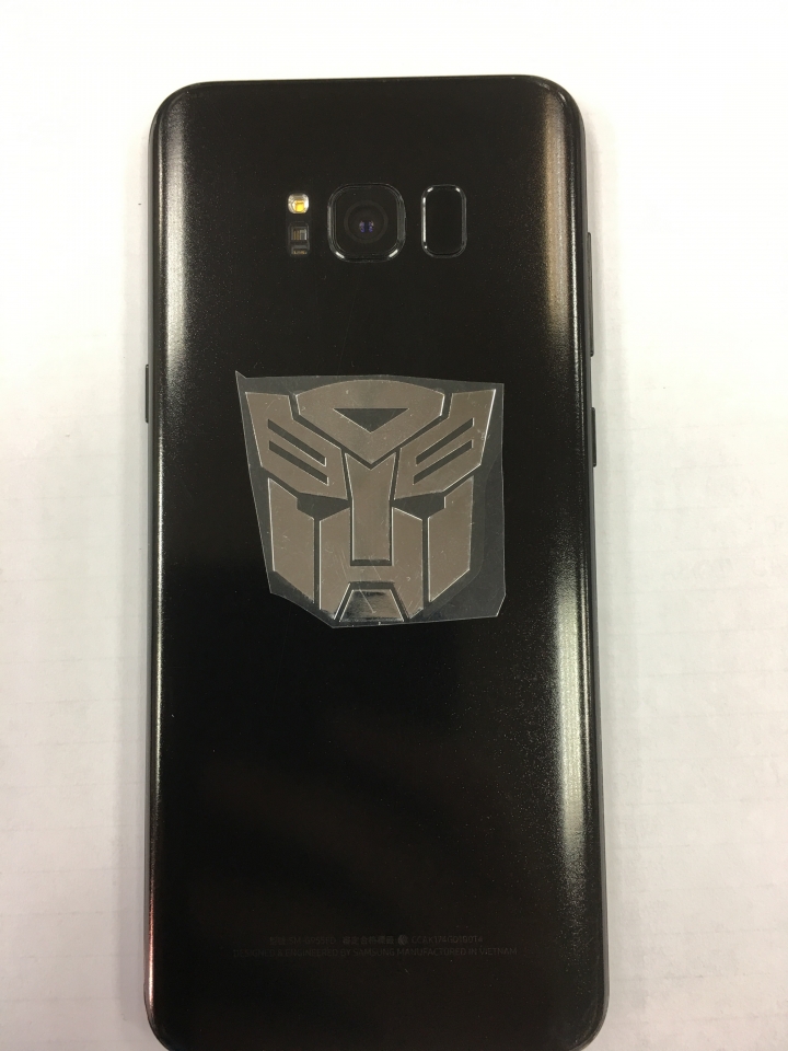 S8+ 弄了一些金屬貼紙 大家幫忙看下 哪個好看 可以搭漫威主題