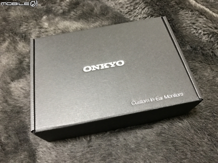 Onkyo IE-C2 客製化耳機,經過四星期等待已經收到,6/10新增圖片
