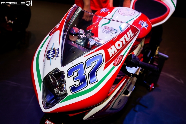 [採訪]現役國際賽車手登台 2017 MV Agusta REPARTO CORSA 四車系賽道發表！