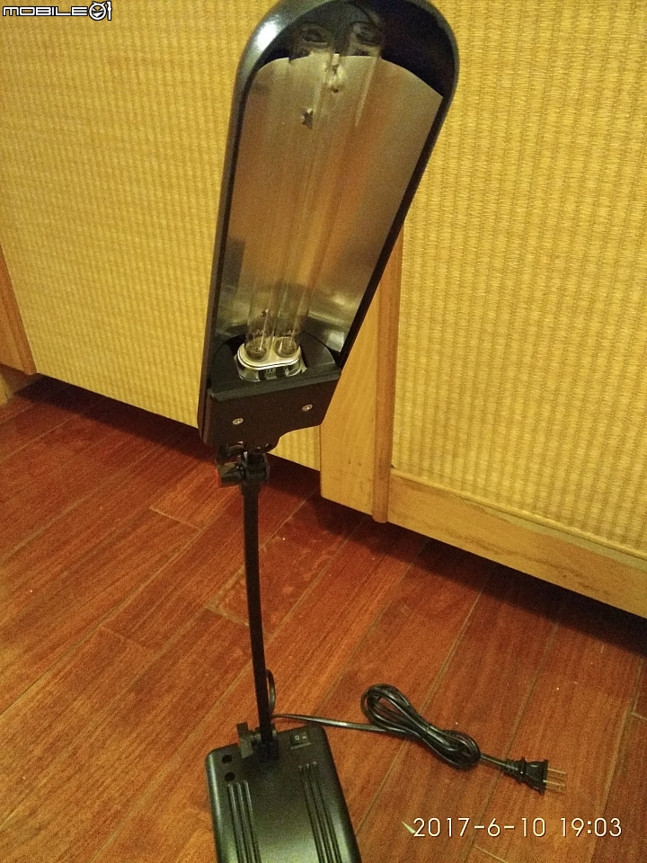 DIY自製紫外線消毒燈