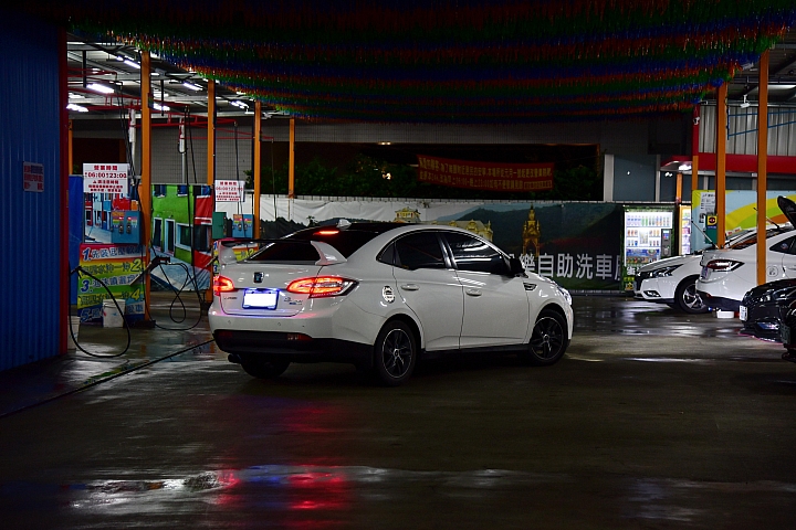 Luxgen S3上市週年慶，相約洗車趴！