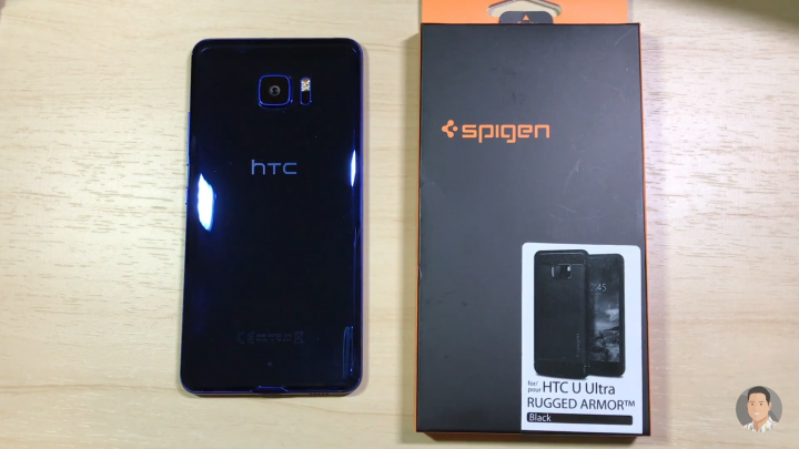 購買HTC U ultra spigen的保護殼
