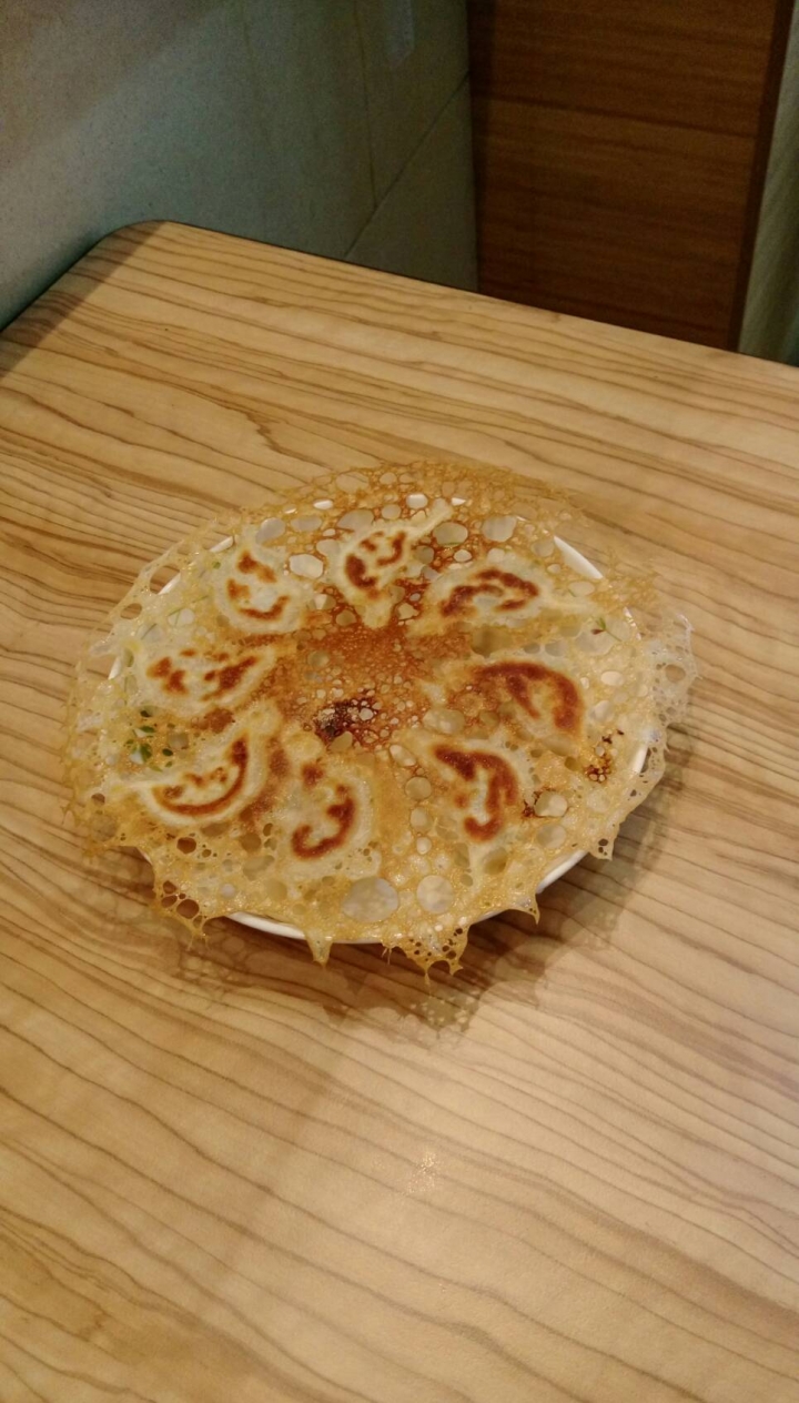 獨一無二的冰花煎餃