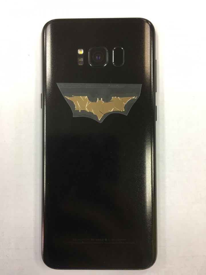 S8+ 弄了一些金屬貼紙 大家幫忙看下 哪個好看 可以搭漫威主題