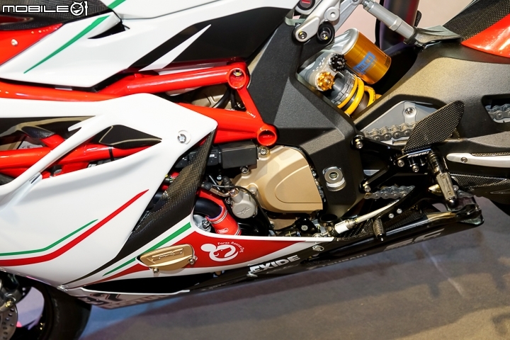 [採訪]現役國際賽車手登台 2017 MV Agusta REPARTO CORSA 四車系賽道發表！