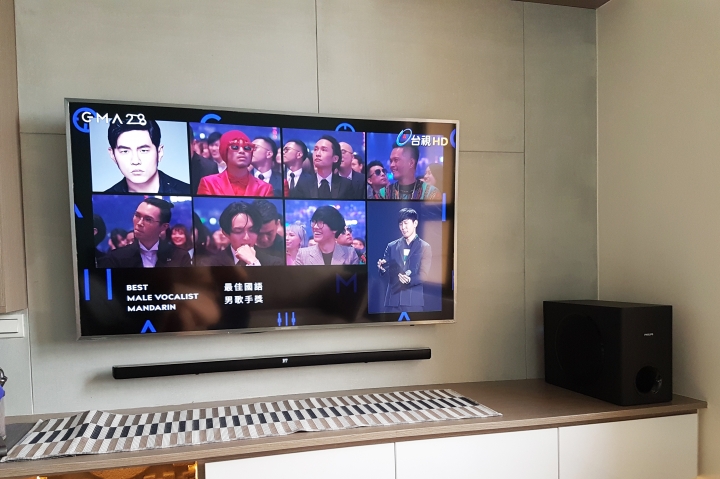 三星2017新機UA55MU6400WXZW 4K UHD電視-很不專業開箱 搭配PHILIPS Soundbar HTL7140B