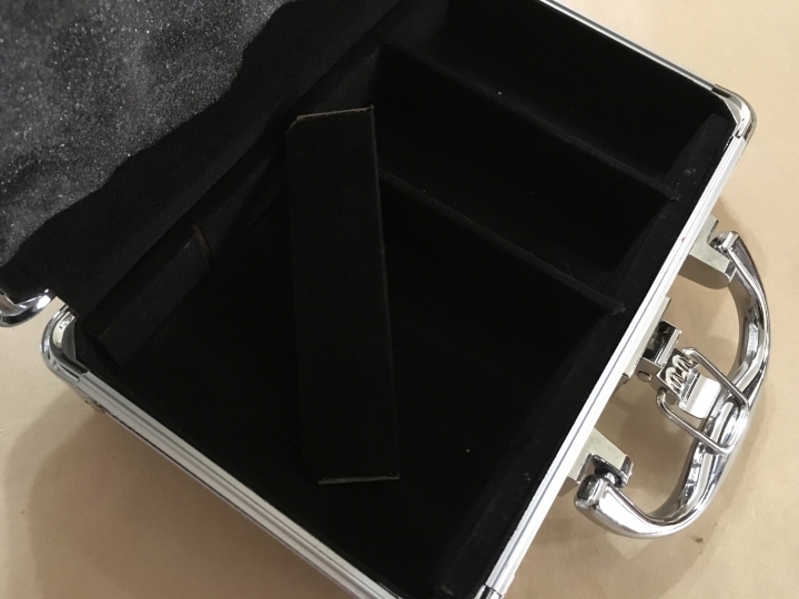 [開箱]打麻將用ABS籌碼+鋁箱(深度介紹)