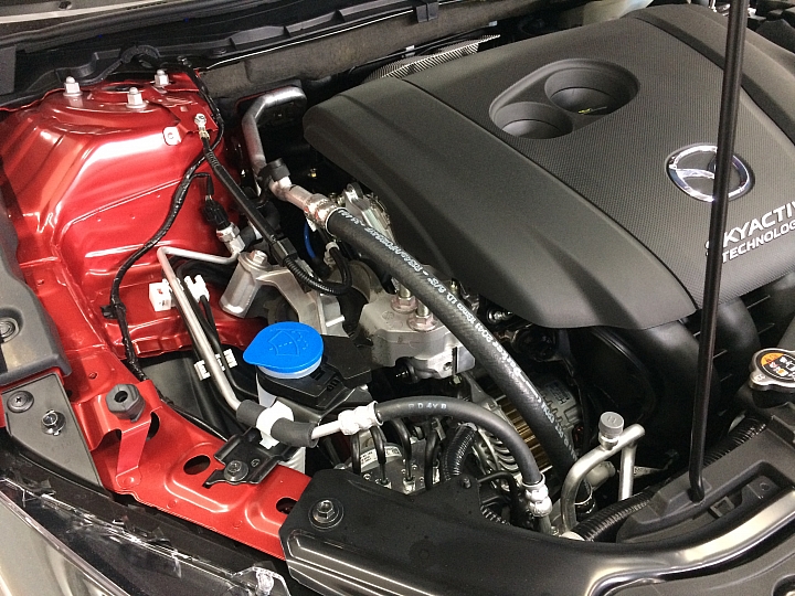 mazda3底盤驗車~~看過了安心了不少
