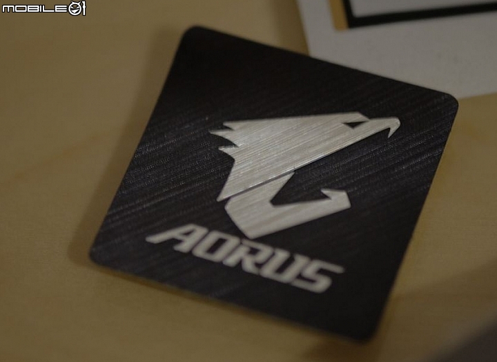 鷹神降臨 AM4  技嘉 AORUS AX370-Gaming K5 /  Ryzen 5 1600 開箱