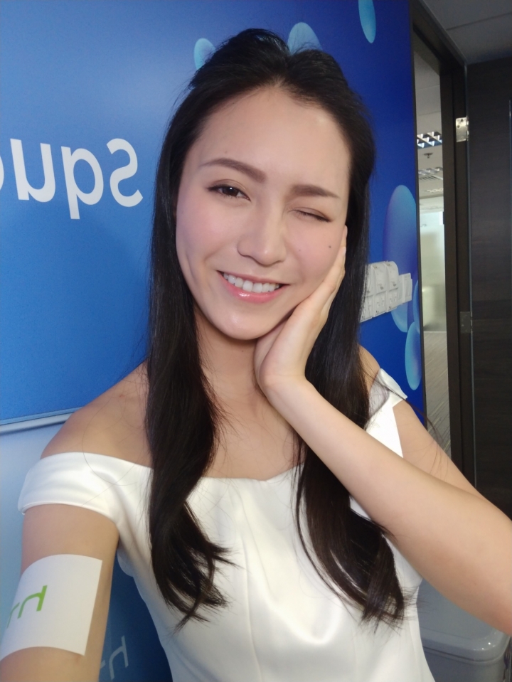 HTC U11 前鏡頭自拍(正妹示範)