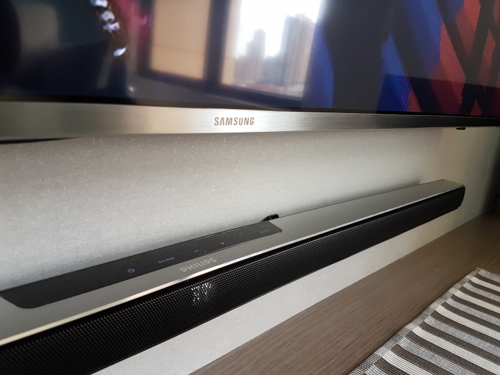 三星2017新機UA55MU6400WXZW 4K UHD電視-很不專業開箱 搭配PHILIPS Soundbar HTL7140B
