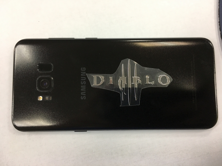 S8+ 弄了一些金屬貼紙 大家幫忙看下 哪個好看 可以搭漫威主題