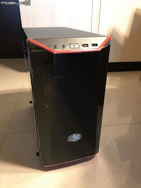 縮小的Lite 5 開箱 CM 酷碼 MasterBox Lite 3.1 無窗全透