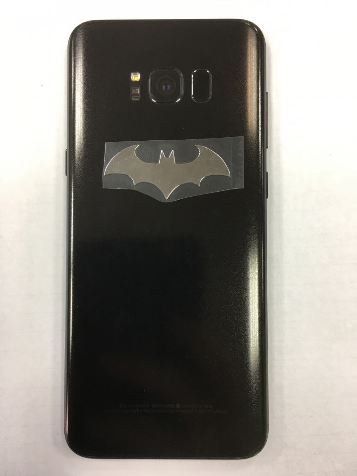 S8+ 弄了一些金屬貼紙 大家幫忙看下 哪個好看 可以搭漫威主題