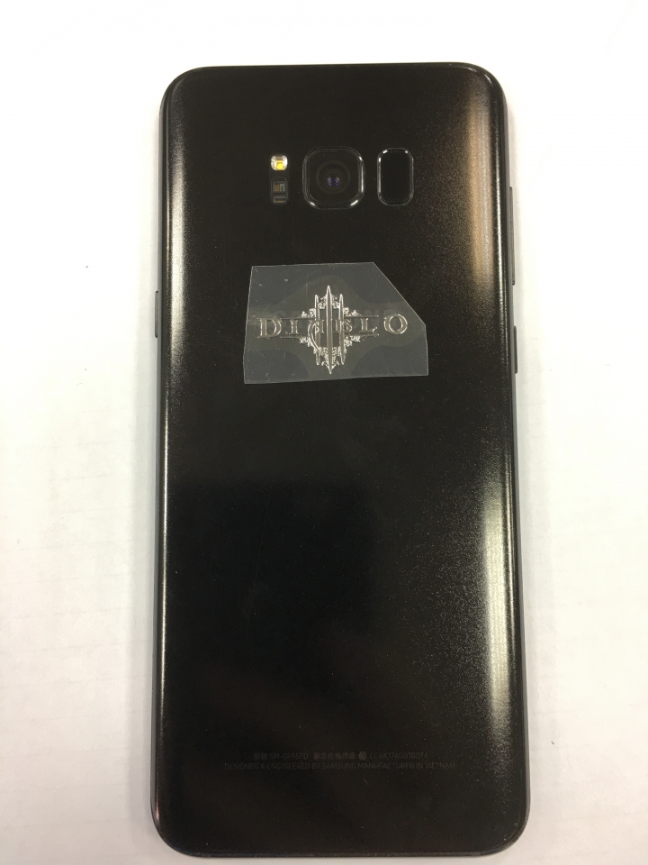 S8+ 弄了一些金屬貼紙 大家幫忙看下 哪個好看 可以搭漫威主題