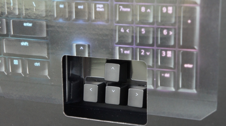 『Bread Insanity』Razer Blackwidow X Chroma 開箱評測 文末有抽獎 更新影片